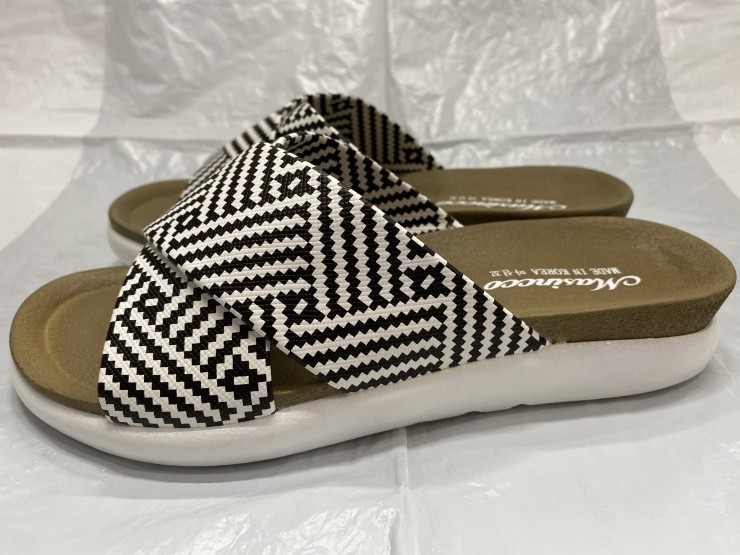 ABE3A16C-7BEA-498E-97A1-63D852FC8808